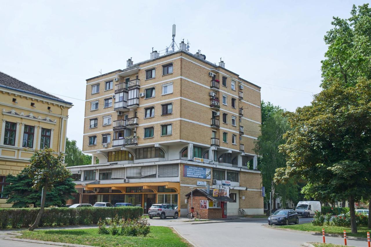 Apartman Ana Bečej Eksteriør bilde