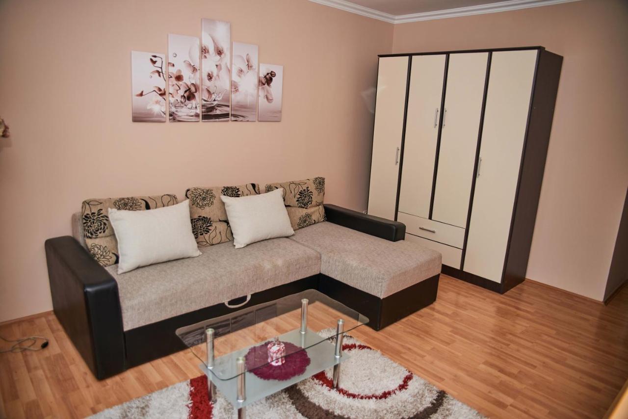 Apartman Ana Bečej Eksteriør bilde